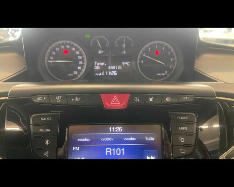 Lancia Ypsilon usata a Bologna (17)