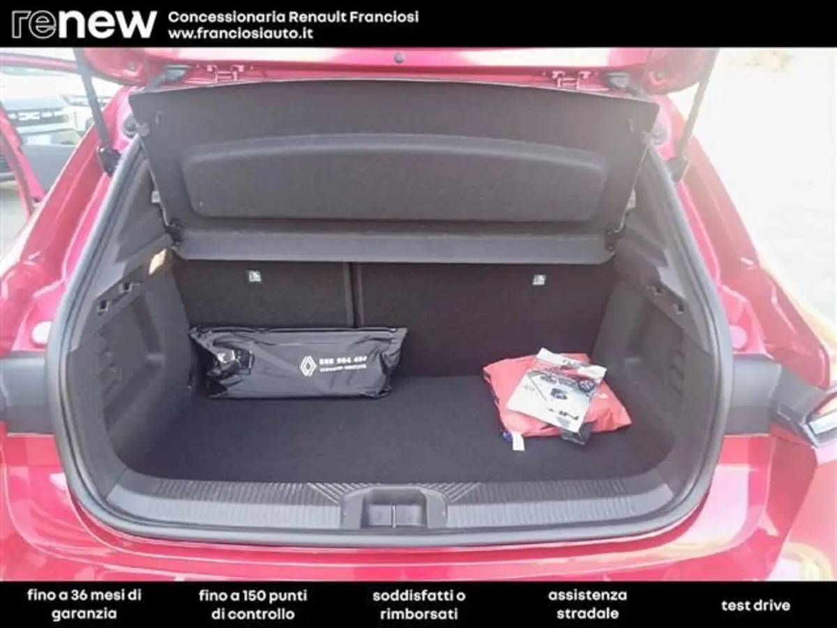 Renault Clio nuova a Modena (14)