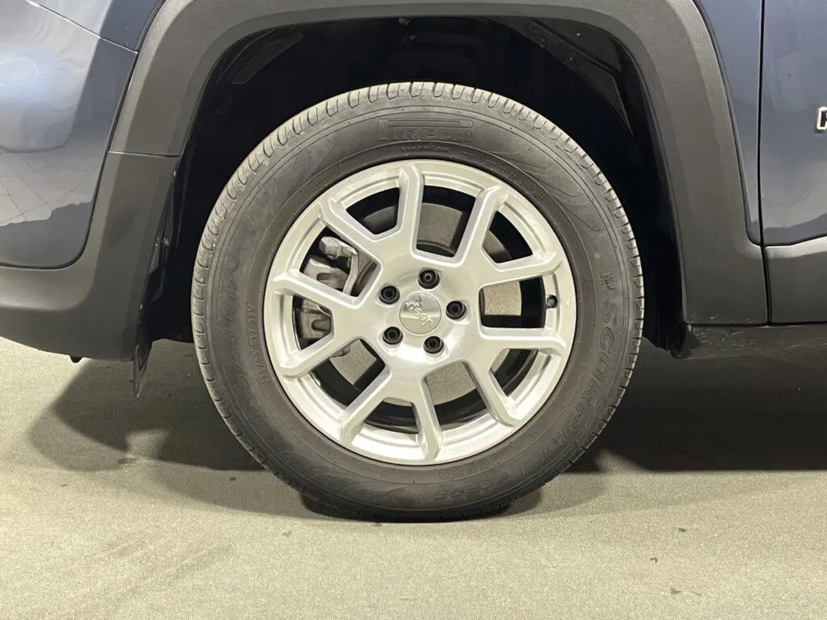 Jeep Renegade usata a Sondrio (9)