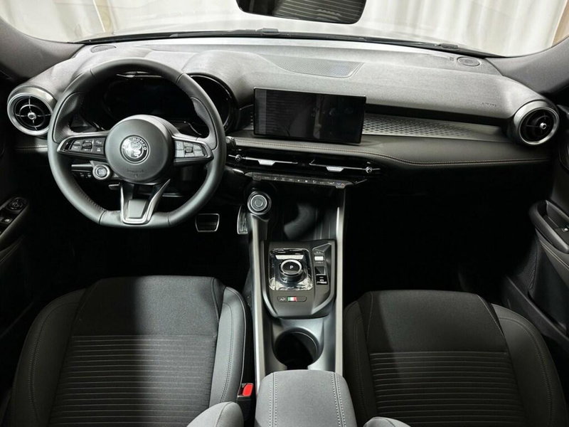 Alfa Romeo Tonale nuova a Sondrio (12)