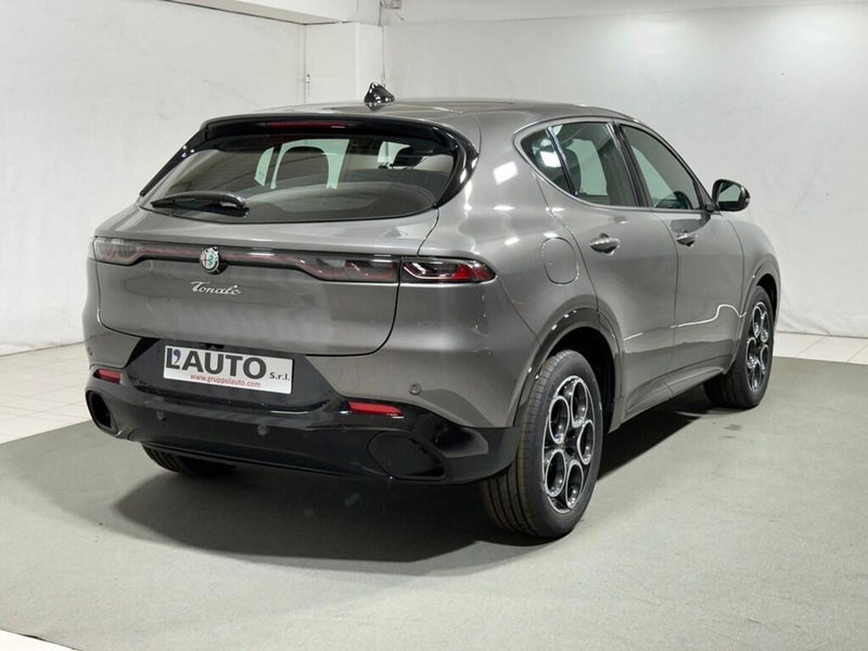 Alfa Romeo Tonale nuova a Sondrio (5)