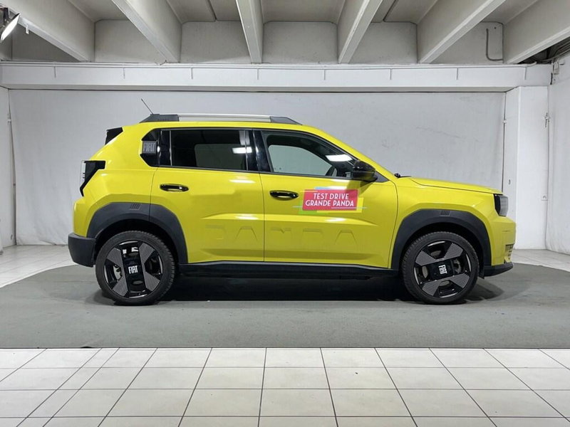 Fiat Grande Panda nuova a Sondrio (6)