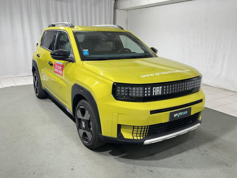 Fiat Grande Panda nuova a Sondrio (7)