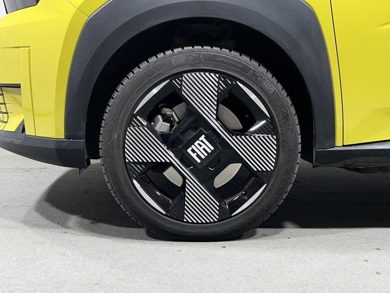 Fiat Grande Panda nuova a Sondrio (9)