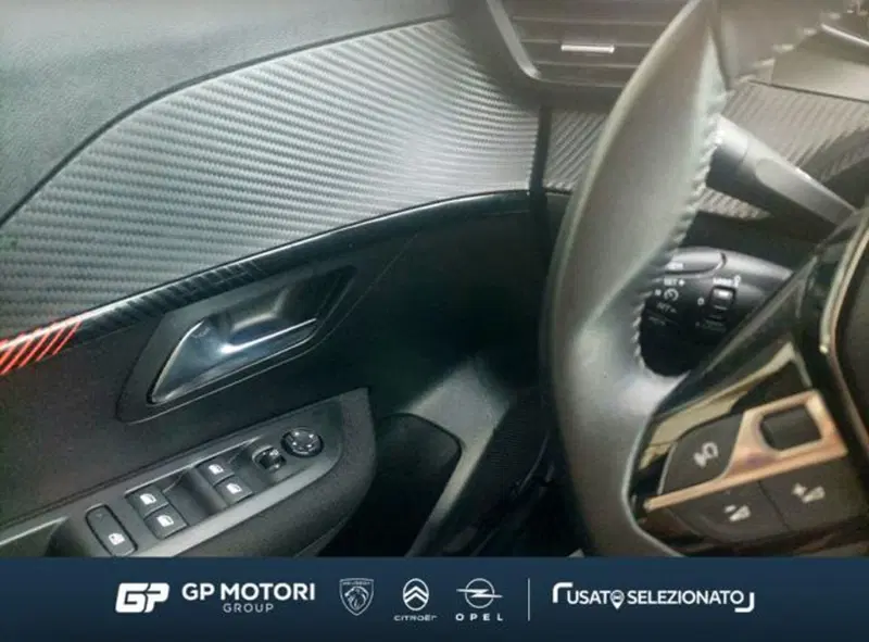 Peugeot 208 usata a Caserta (10)