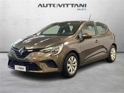 Renault Clio TCe 90 CV 5 porte Life del 2021 usata a Como