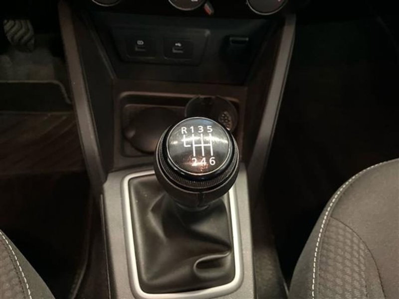 Dacia Duster usata a Como (13)