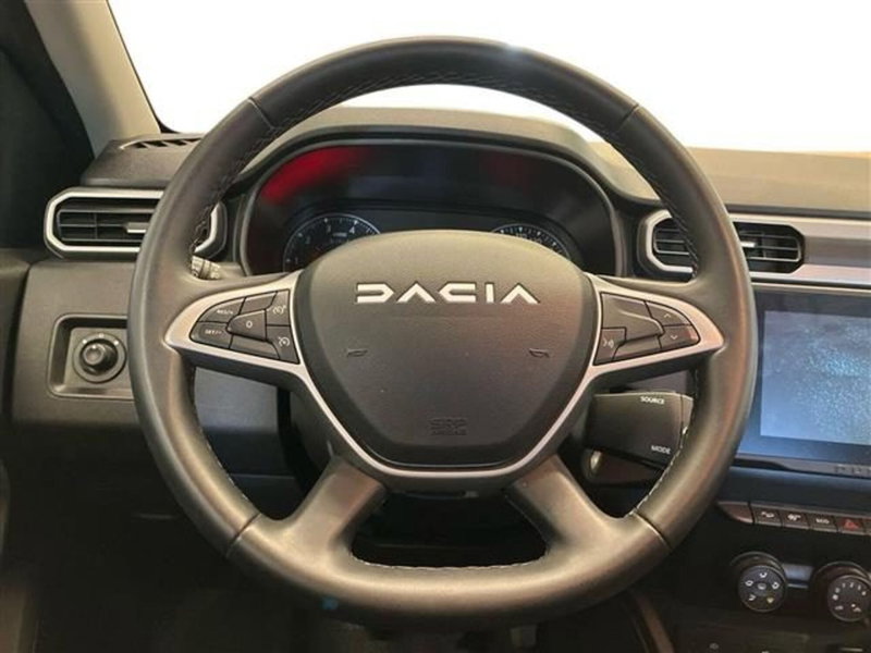 Dacia Duster usata a Como (16)