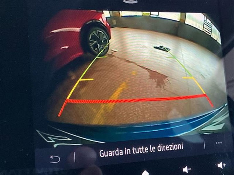 Renault Megane E-Tech Electric usata a Como (13)
