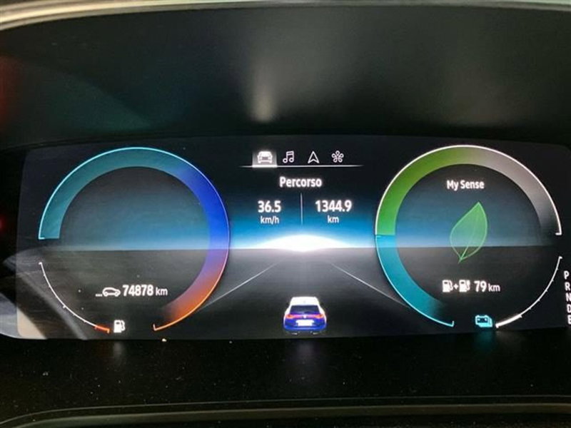 Renault Megane E-Tech Electric usata a Como (15)