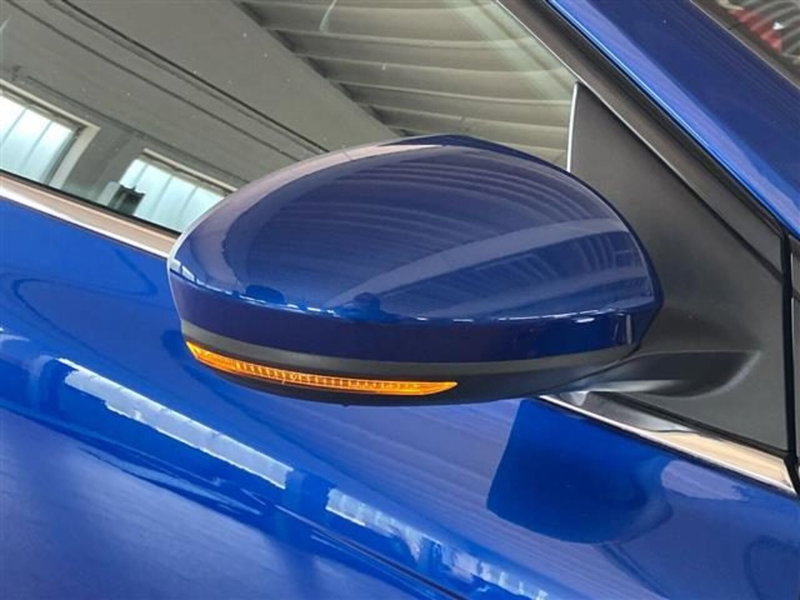 Renault Megane E-Tech Electric usata a Como (19)