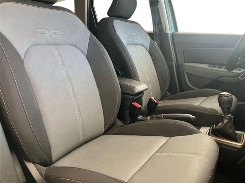 Dacia Duster usata a Como (11)