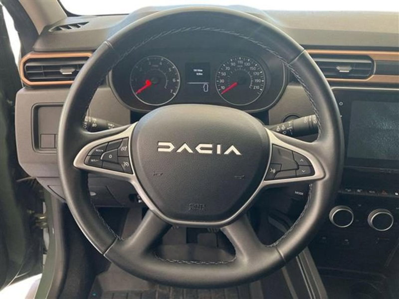 Dacia Duster usata a Como (16)