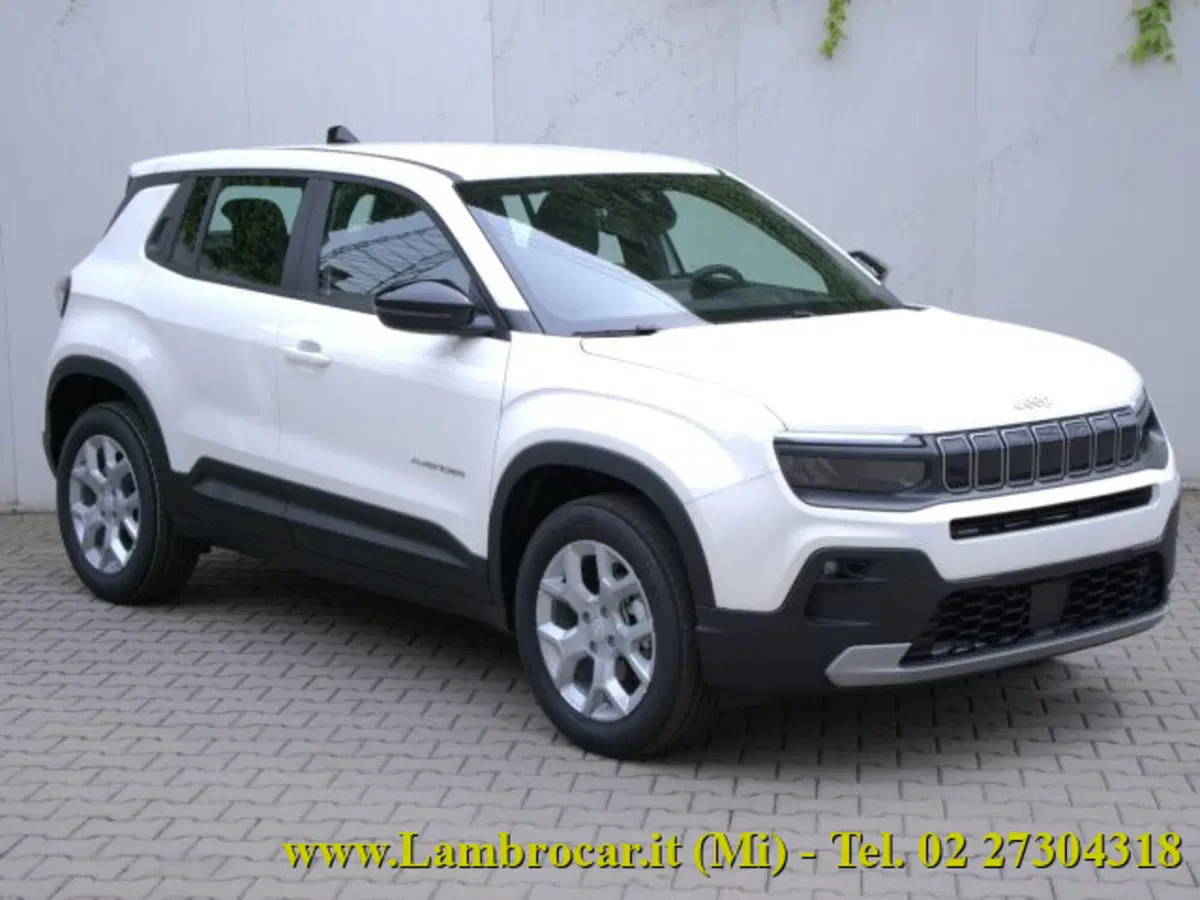 Jeep Avenger nuova a Milano