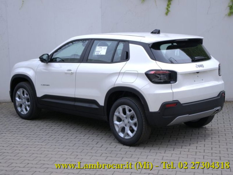Jeep Avenger nuova a Milano (15)
