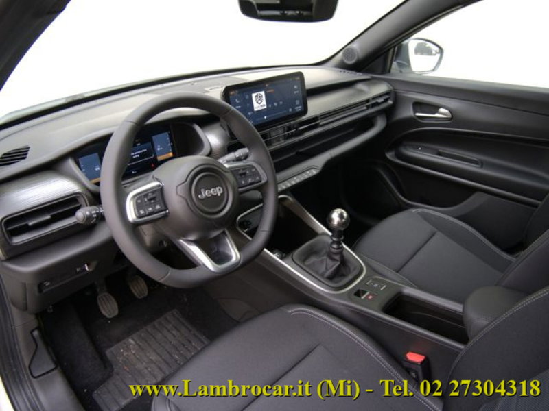 Jeep Avenger nuova a Milano (3)