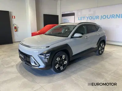 Hyundai Kona 1.6 gdi hev X Line Tech Pack 2wd dct del 2025 usata a Modugno