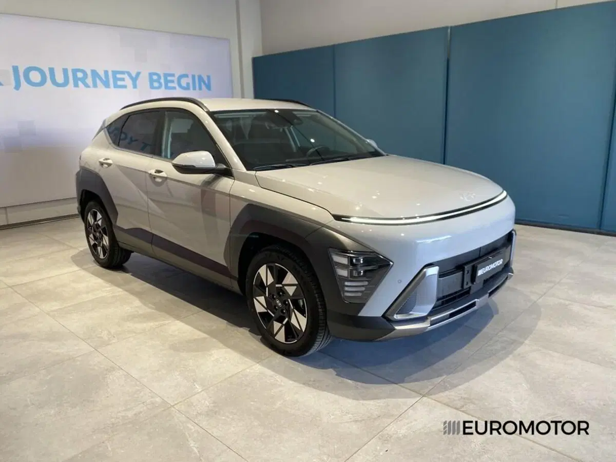 Hyundai Kona usata a Bari (3)