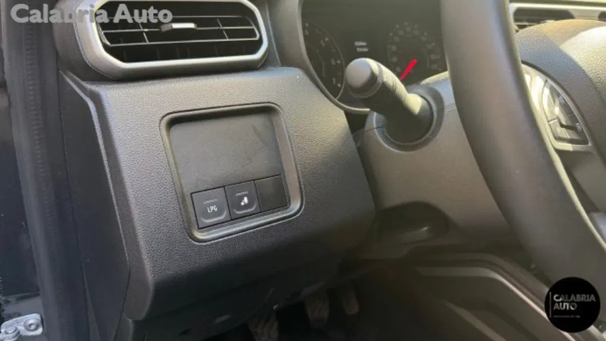 Dacia Duster usata a Reggio Calabria (17)