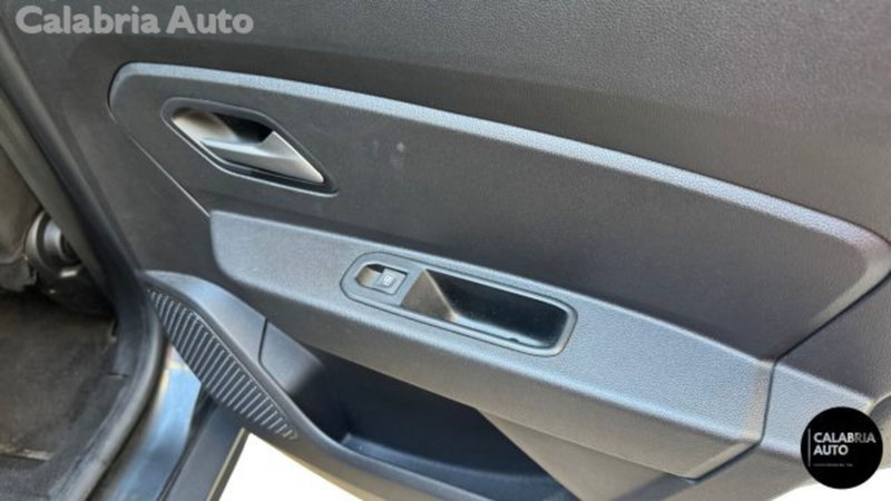 Dacia Duster usata a Reggio Calabria (20)