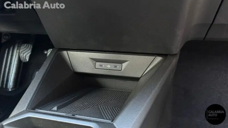 Renault Clio nuova a Reggio Calabria (17)