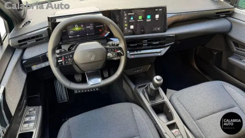 Renault Clio nuova a Reggio Calabria (6)