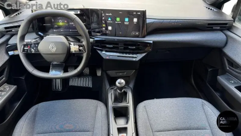 Renault Clio nuova a Reggio Calabria (7)