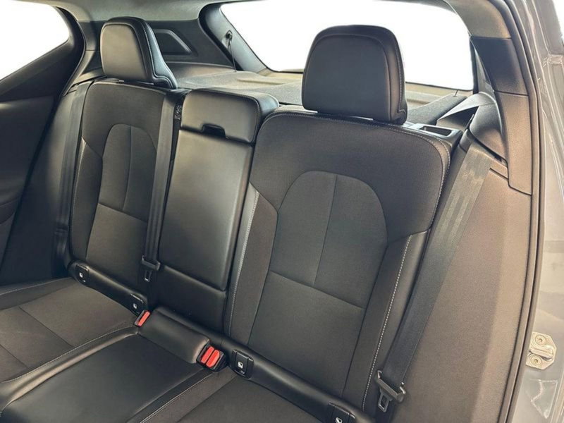Volvo XC40 usata a Prato (13)