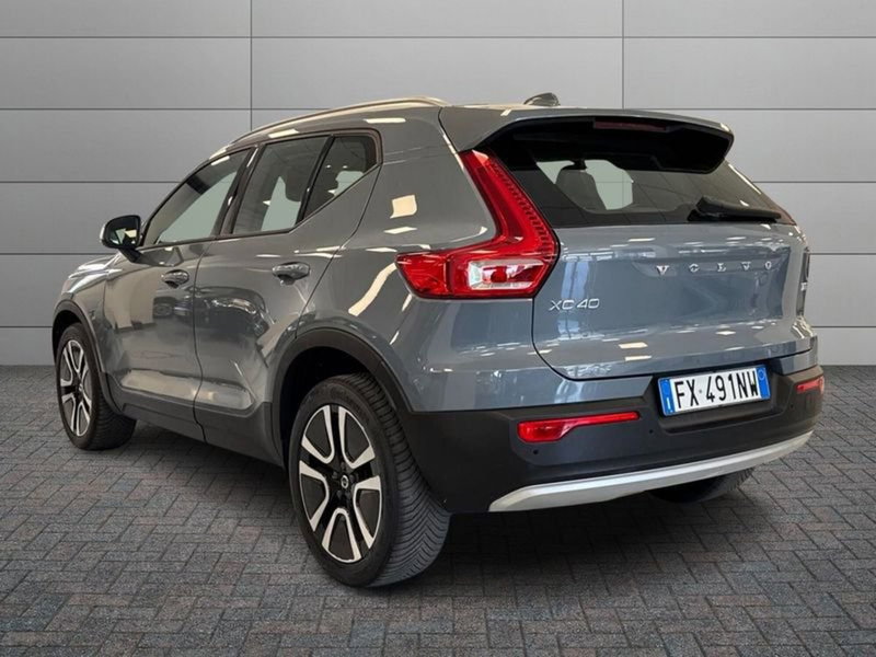 Volvo XC40 usata a Prato (5)