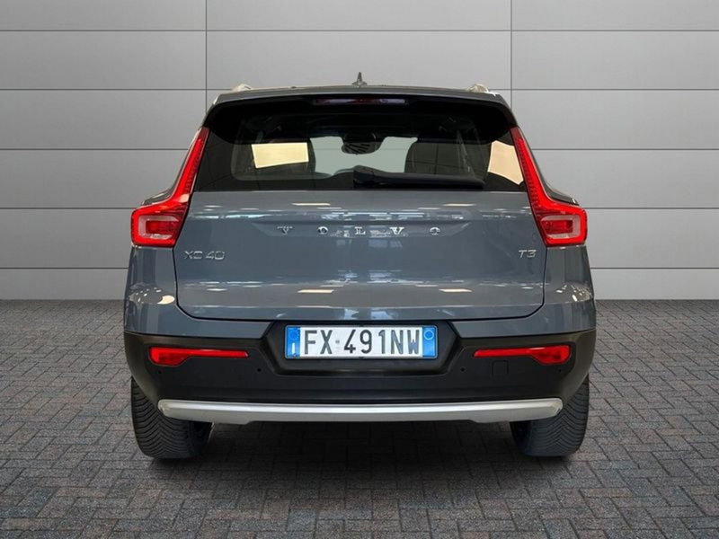 Volvo XC40 usata a Prato (6)