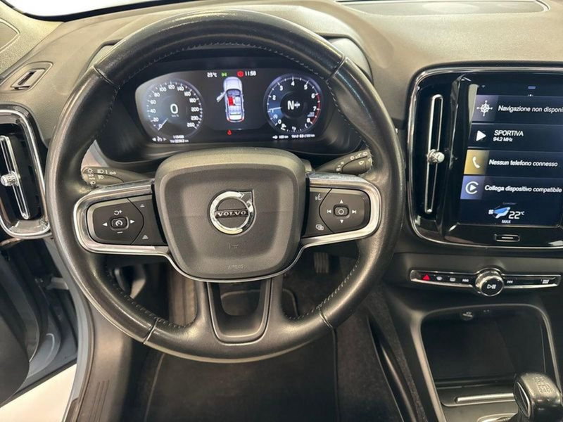 Volvo XC40 usata a Prato (8)