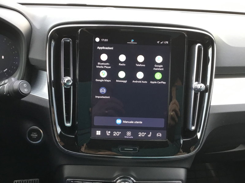 Volvo XC40 usata a Napoli (11)