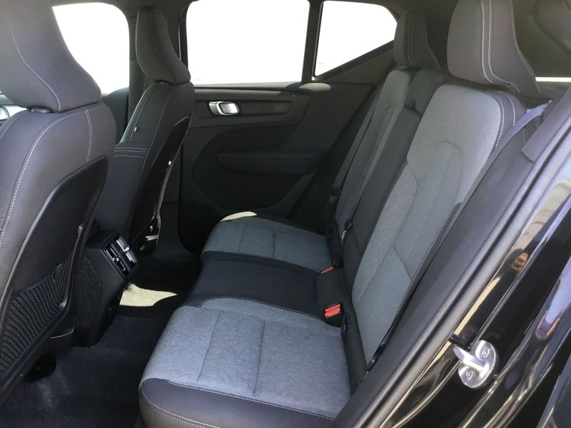 Volvo XC40 usata a Napoli (13)