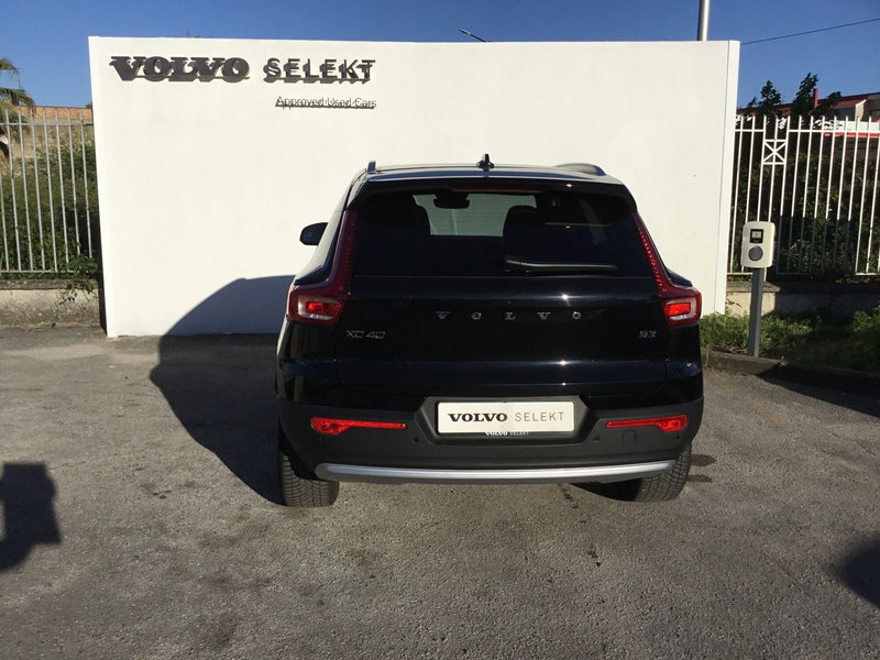 Volvo XC40 usata a Napoli (4)