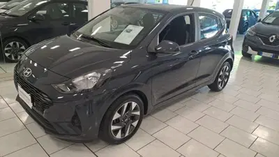 Hyundai i10 1.0 MPI Connectline del 2024 usata a Parma