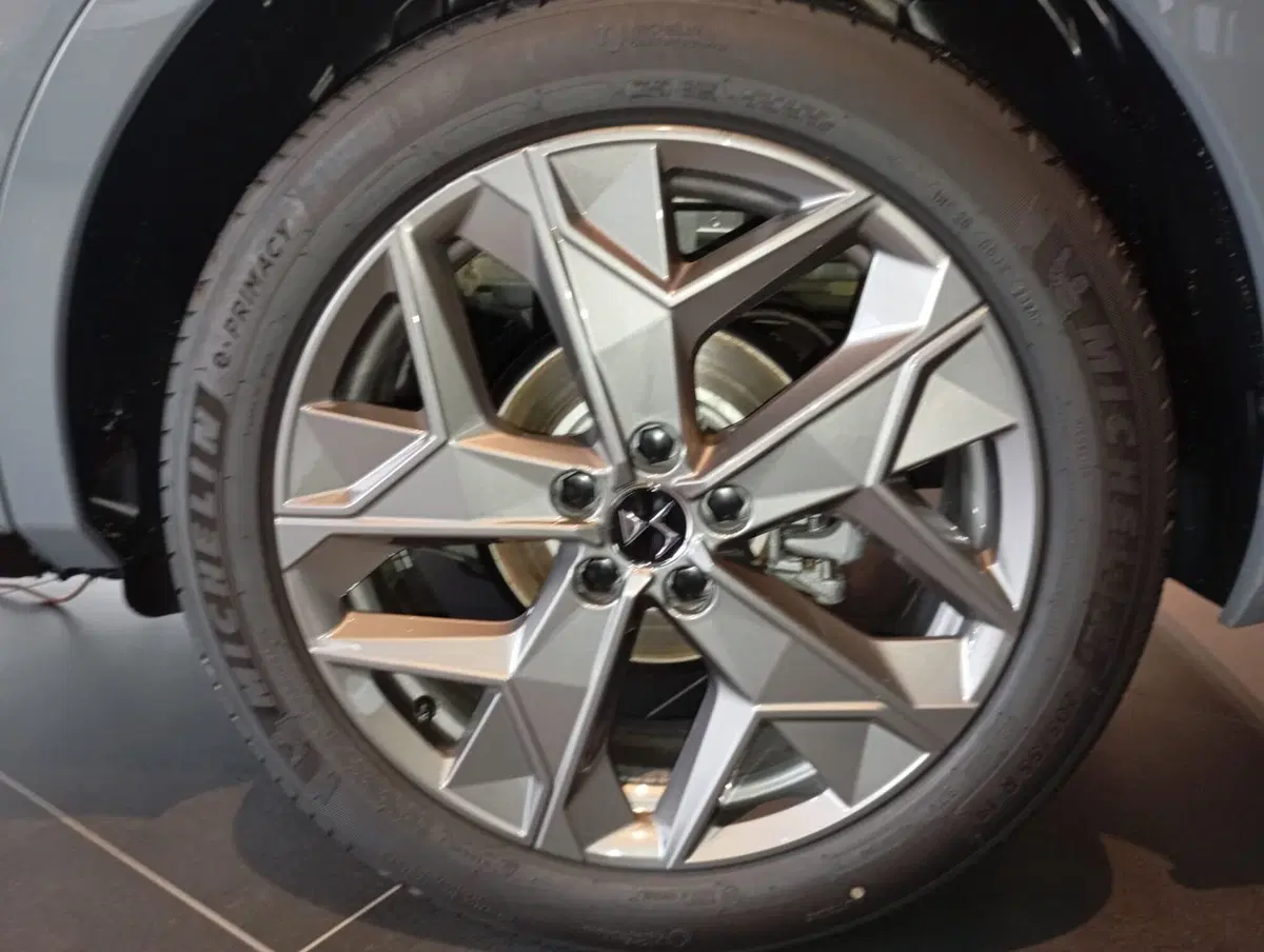 Ds DS 4 nuova a Ascoli Piceno (10)