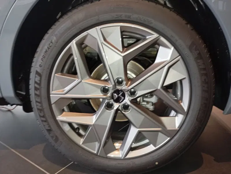 Ds DS 4 nuova a Ascoli Piceno (10)