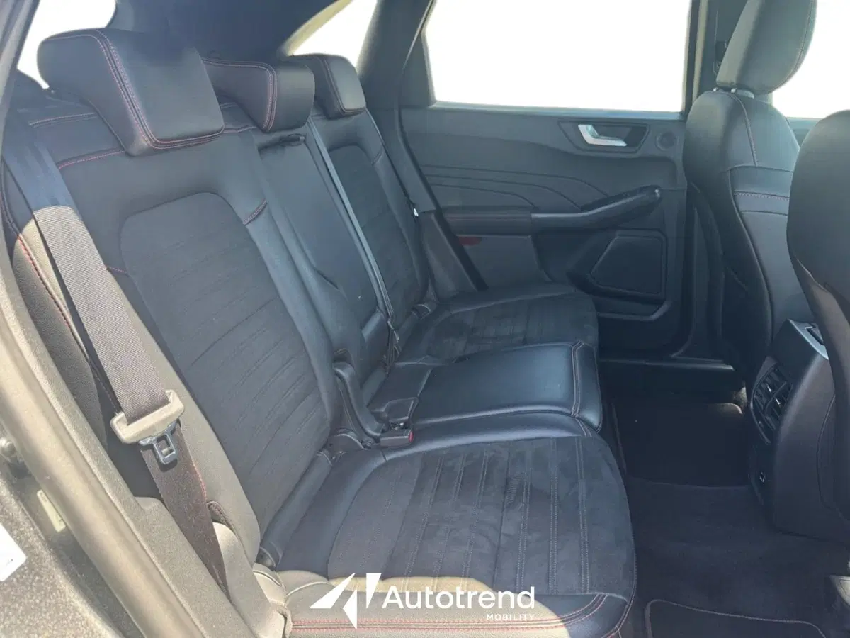 Ford Kuga usata a Bari (15)