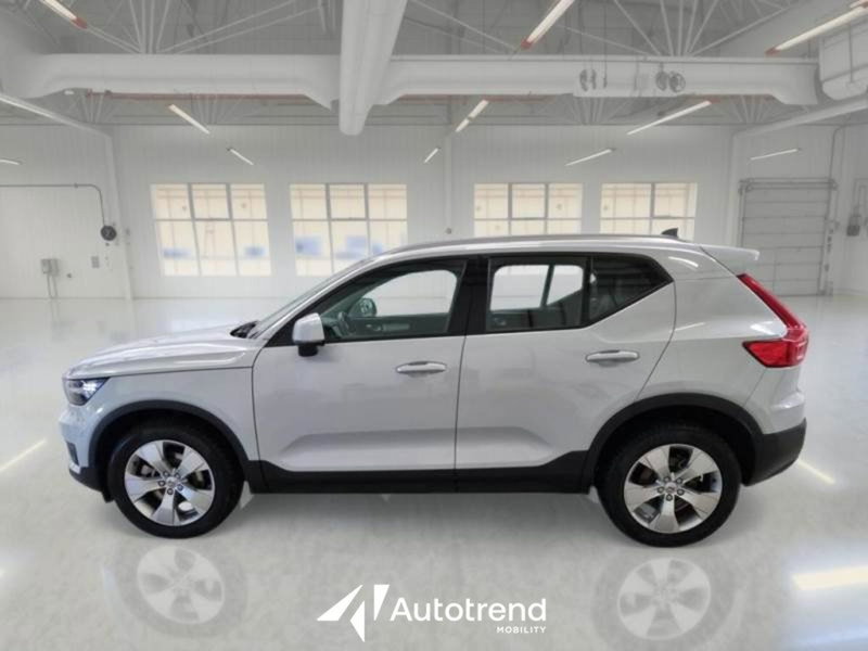 Volvo XC40 usata a Bari (4)