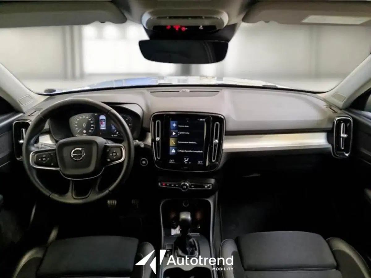 Volvo XC40 usata a Bari (8)