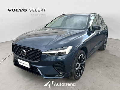 Volvo XC60 B4 (d) AWD automatico Ultimate Dark del 2023 usata a Bari