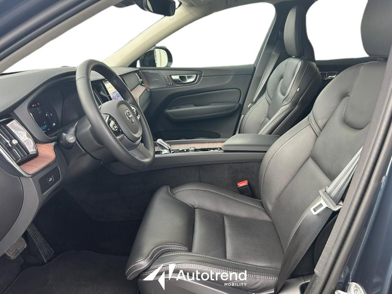 Volvo XC60 usata a Bari (6)