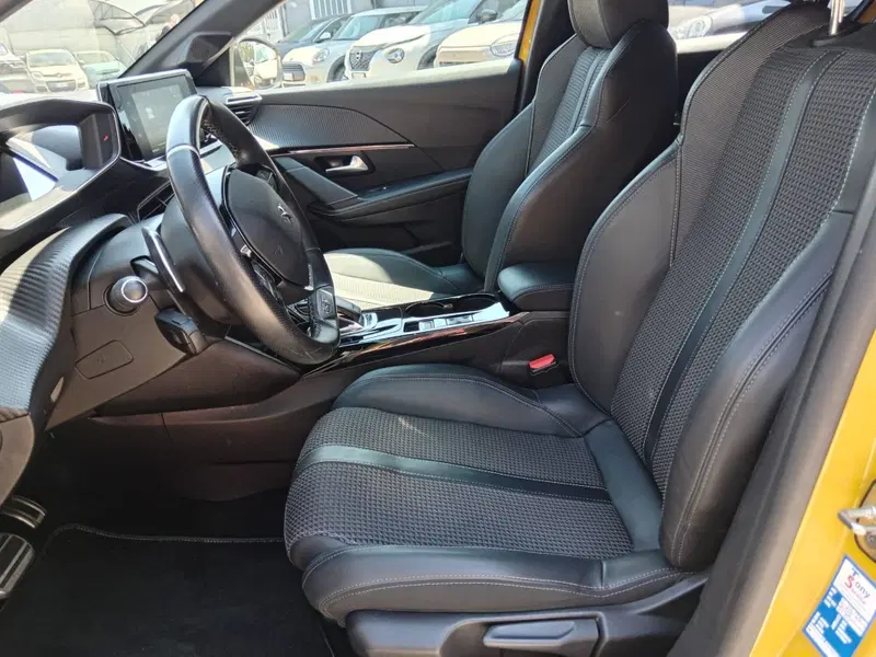 Peugeot 208 usata a Alessandria (11)
