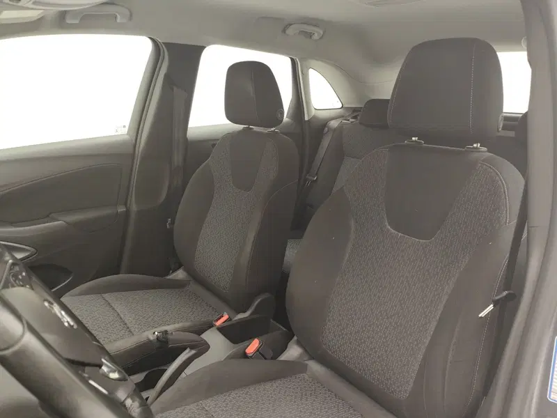 Opel Crossland X usata a Como (10)