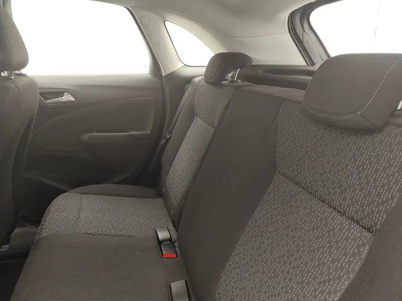 Opel Crossland X usata a Como (11)