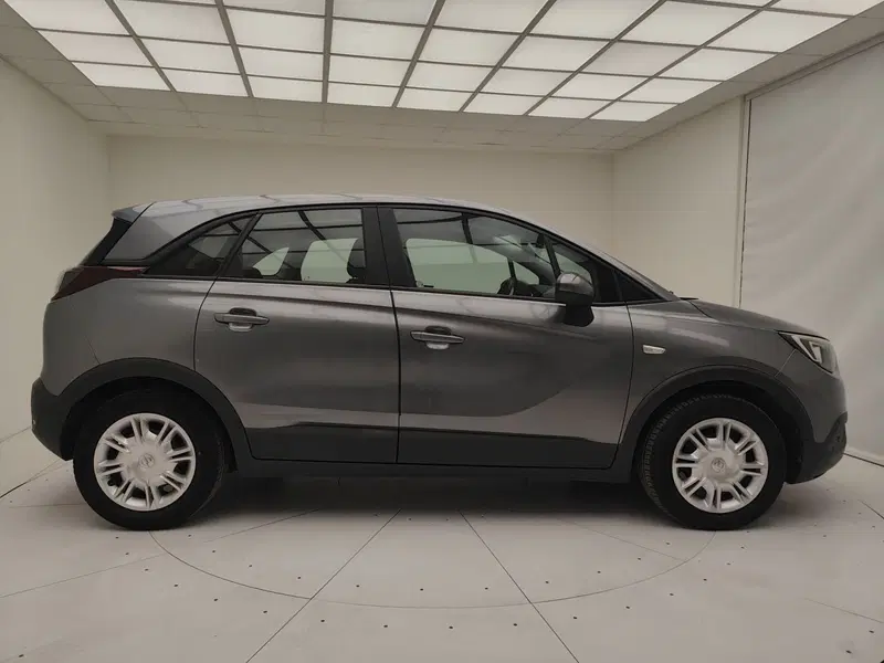 Opel Crossland X usata a Como (16)