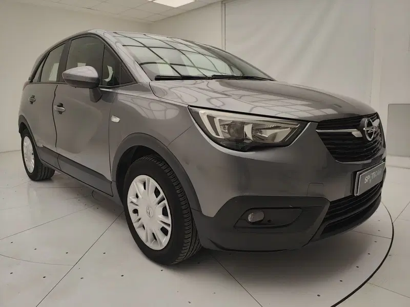 Opel Crossland X usata a Como (3)