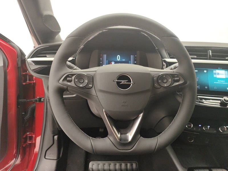 Opel Corsa nuova a Como (16)