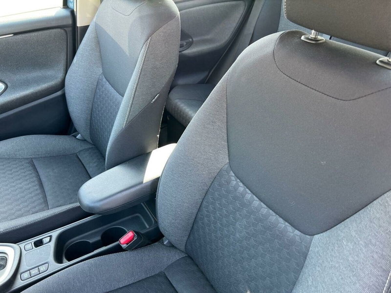 Toyota Yaris usata a Sondrio (11)