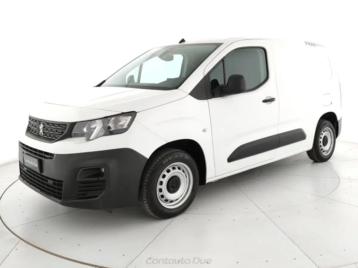 Peugeot Partner Furgone usata a Caserta